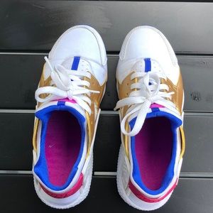 Nike Air Huaraches - size 6.5